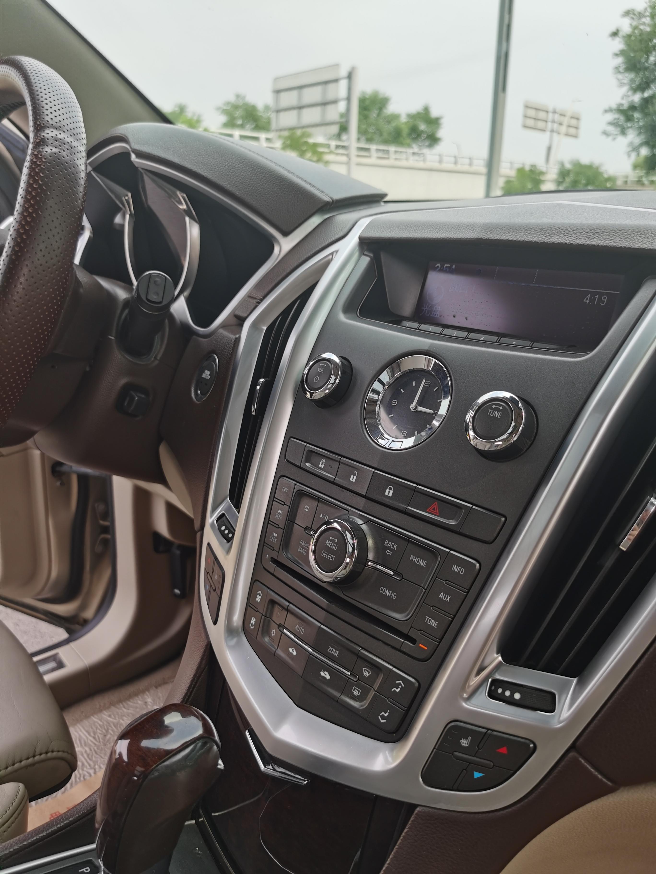 Cadillac SRX 2011 thumb 12