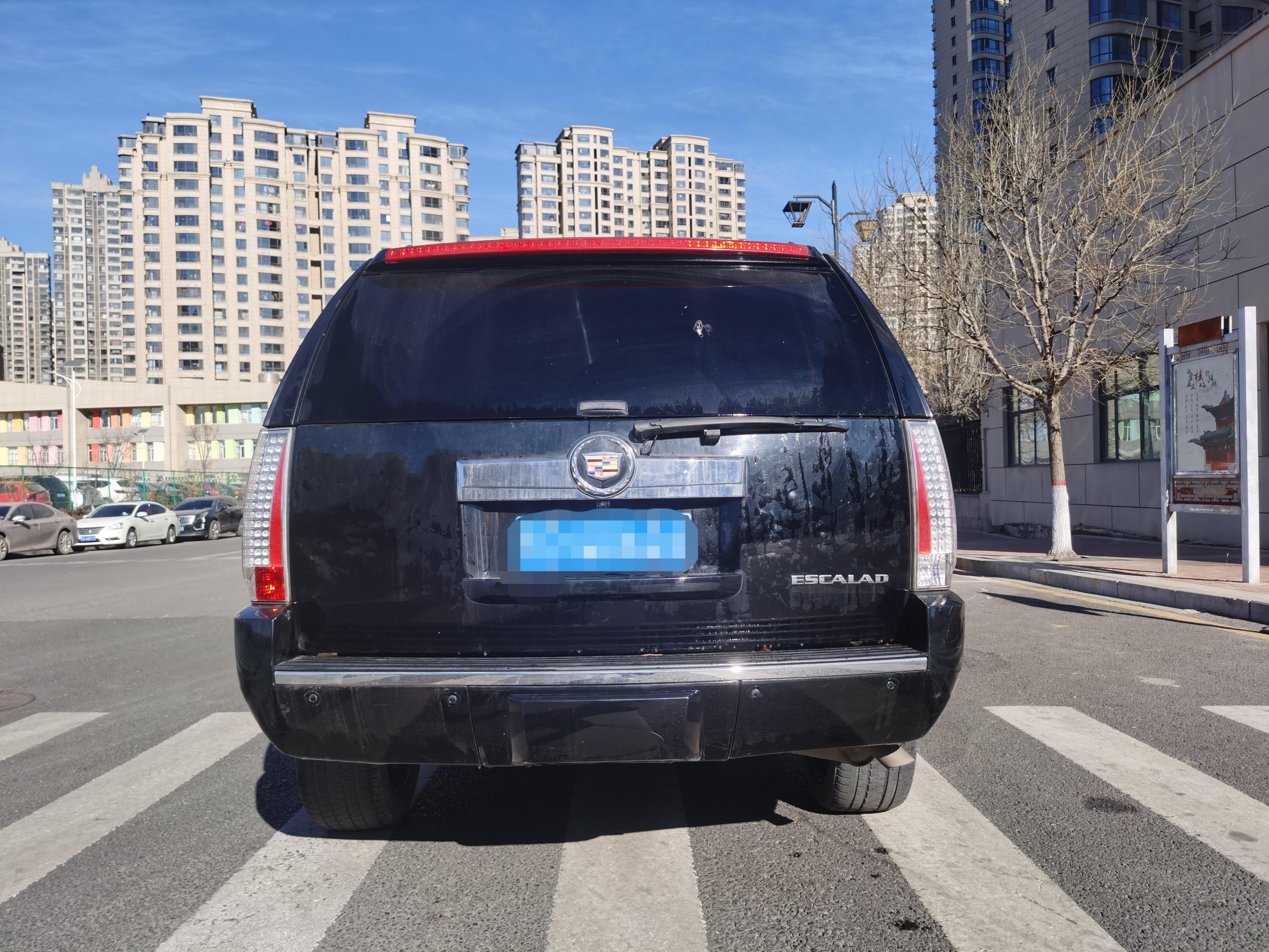 Cadillac Escalade 2011 thumb 4