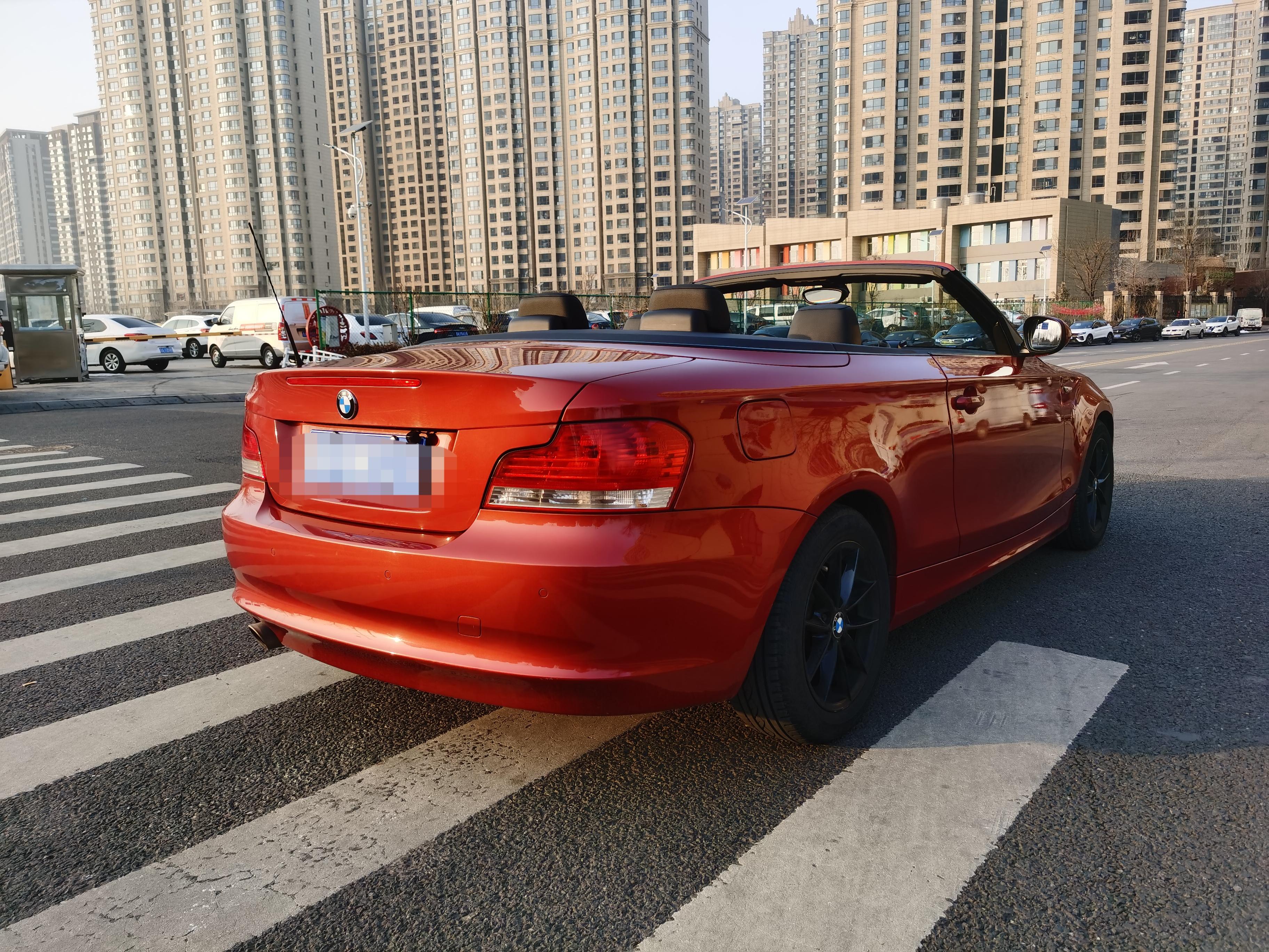 BMW 1 серии 2011 thumb 9