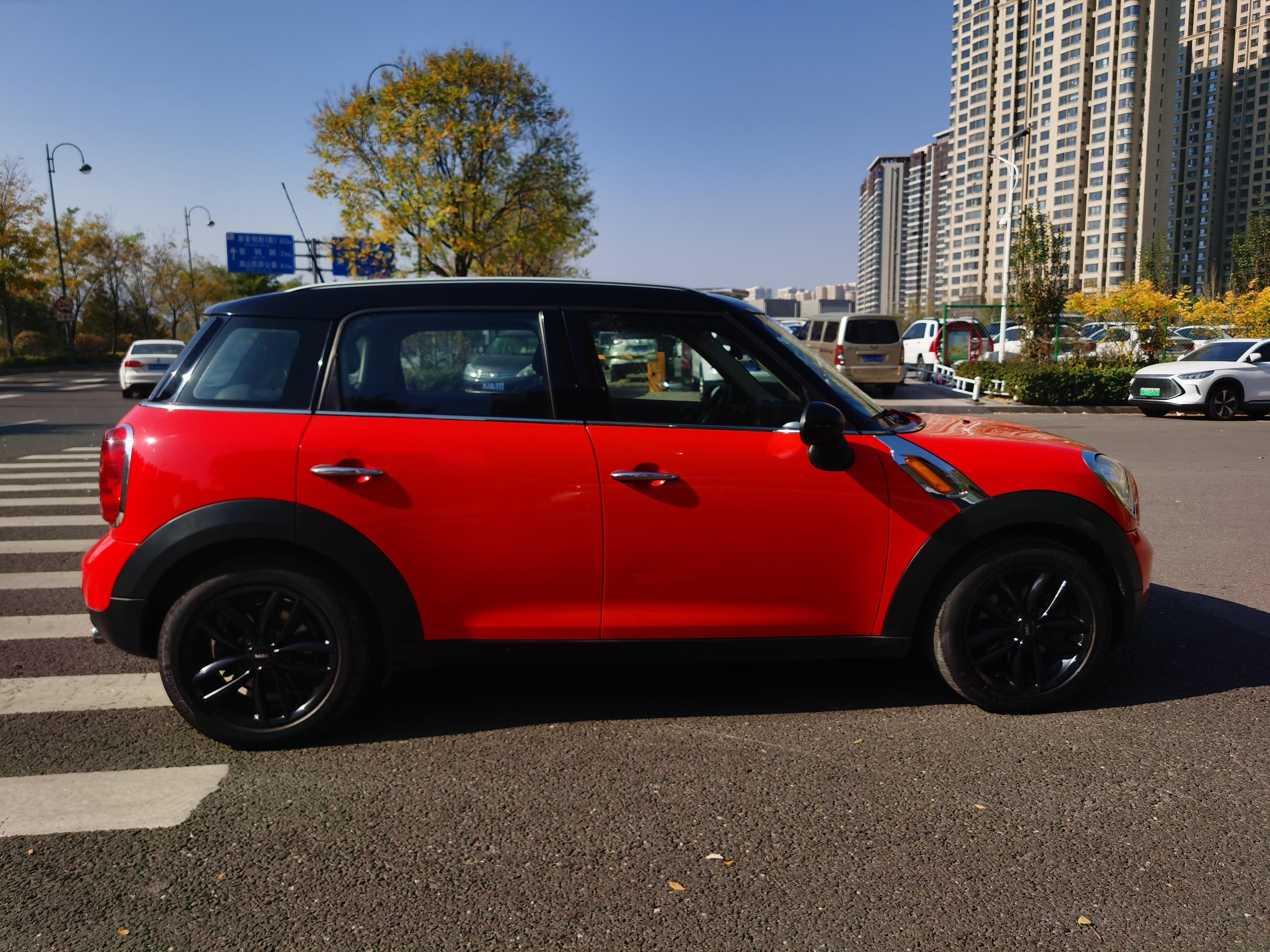 Mini Countryman 2012 thumb 6