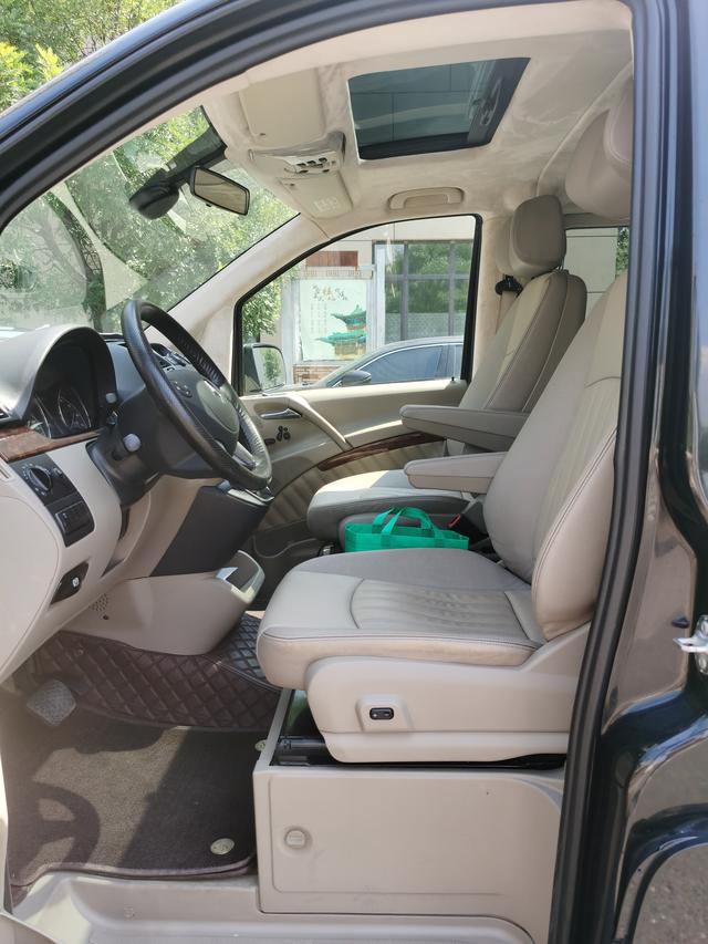 Mercedes-Benz V-Class 2014 thumb 7