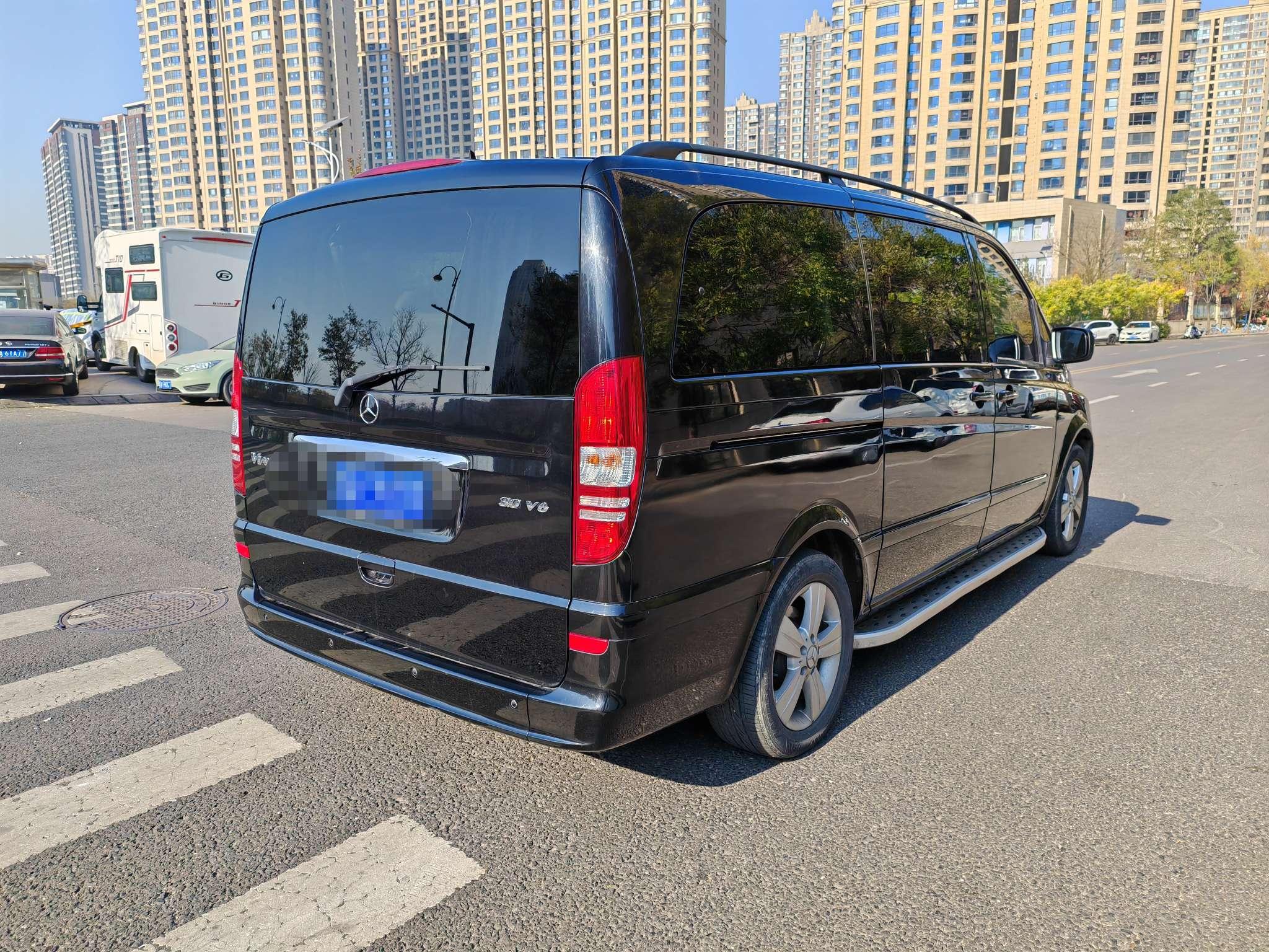 Mercedes-Benz V-Class 2013 thumb 5