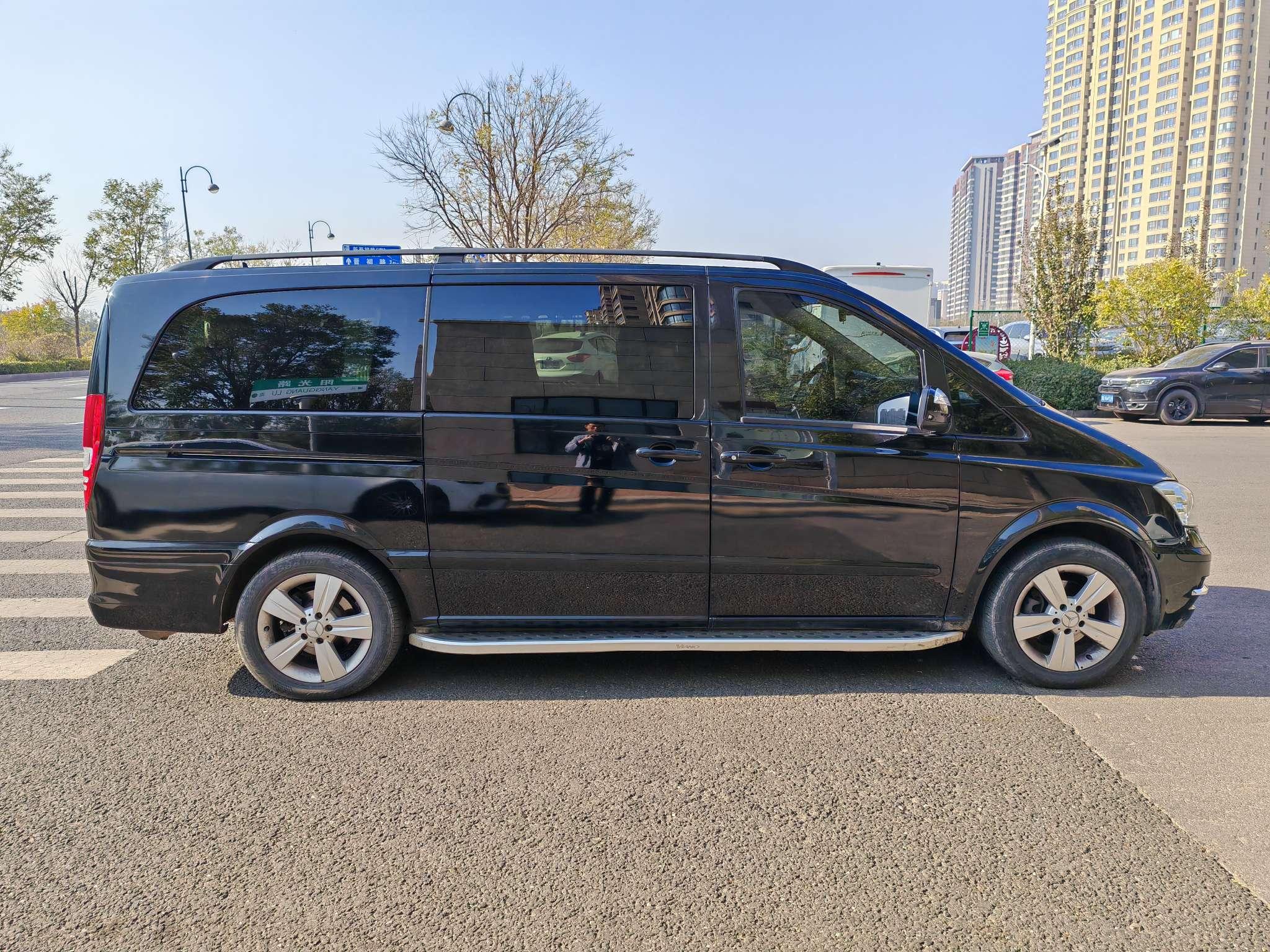 Mercedes-Benz V-Class 2013 thumb 6