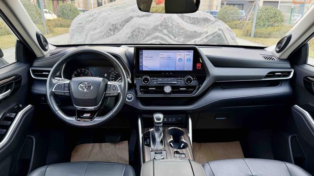 Toyota Highlander 2022 thumb 8