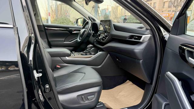 Toyota Highlander 2022 thumb 9