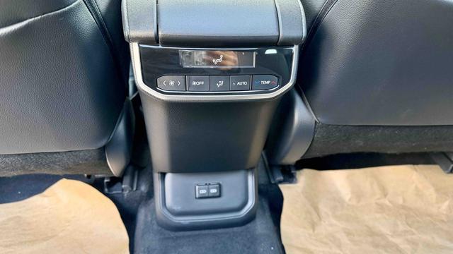 Toyota Highlander 2022 thumb 11