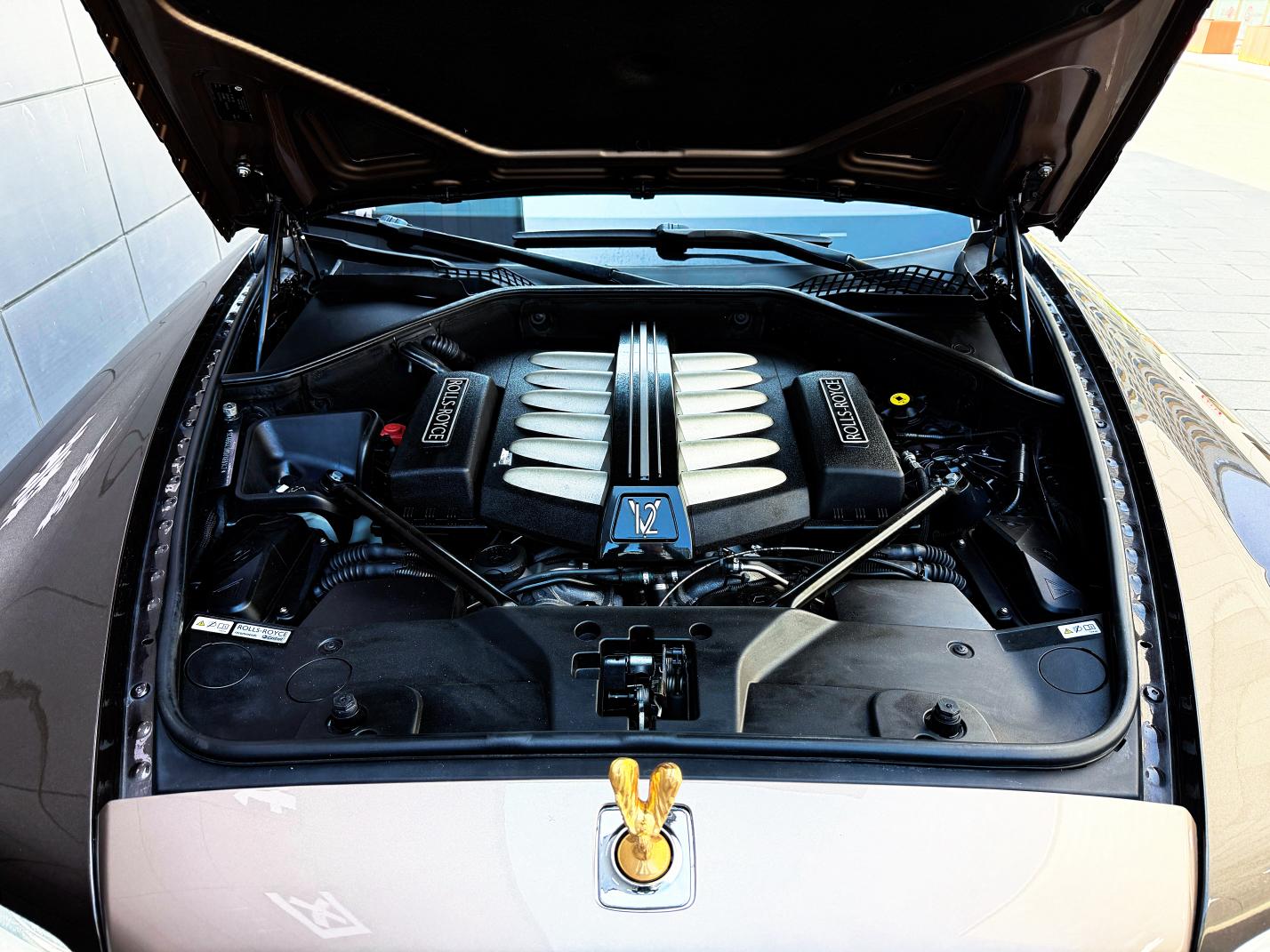 Rolls-Royce Ghost 2014 thumb 7
