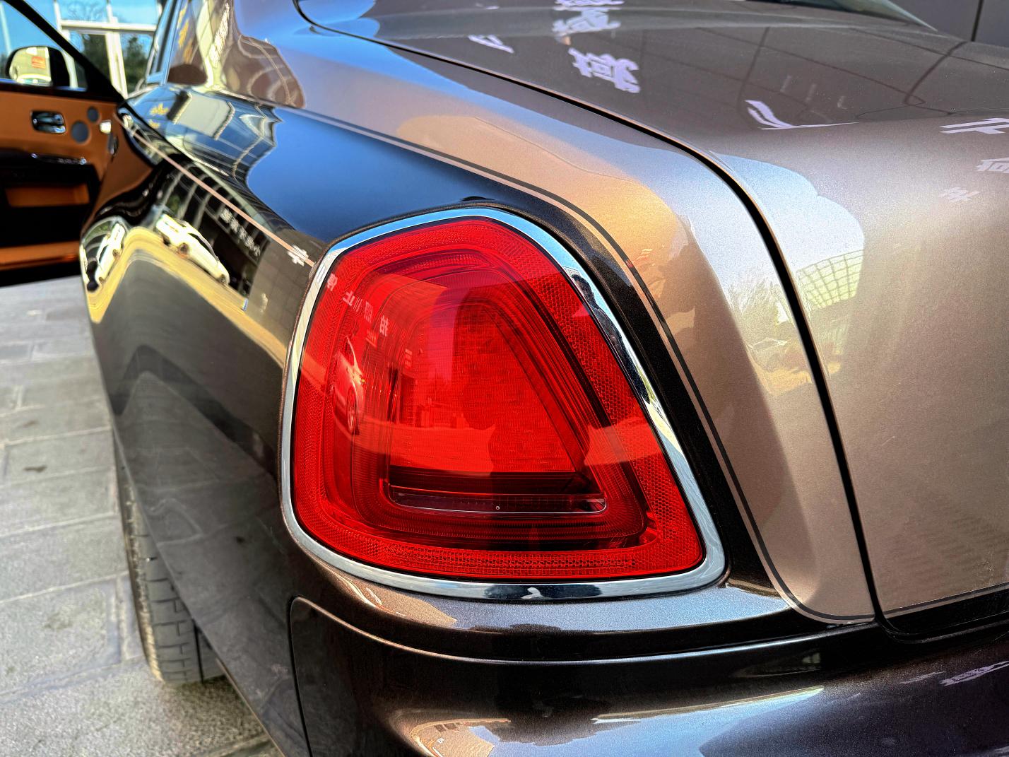 Rolls-Royce Ghost 2014 thumb 10