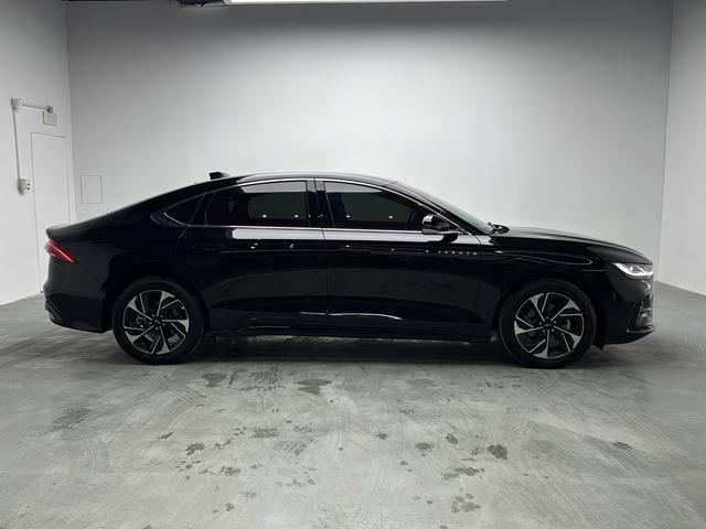 Lincoln Z 2022 thumb 5