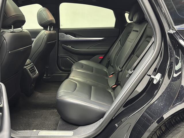 Lincoln Z 2022 thumb 10