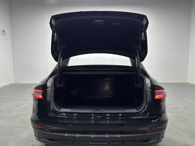 Lincoln Z 2022 thumb 12