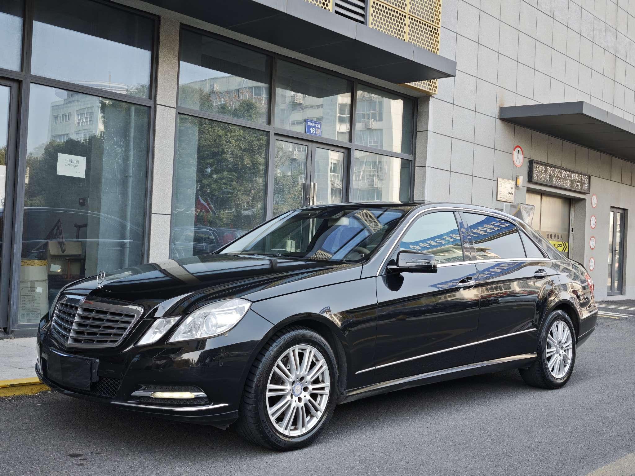 Mercedes-Benz E-Class 2012 thumb 8