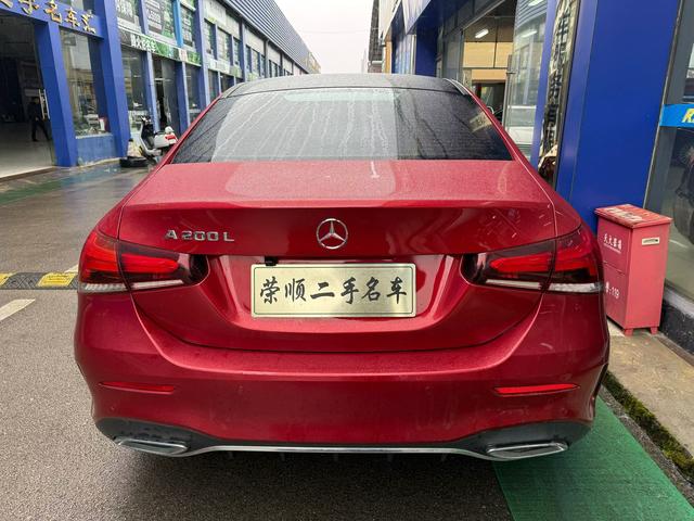 Mercedes-Benz A-Class 2019 thumb 6