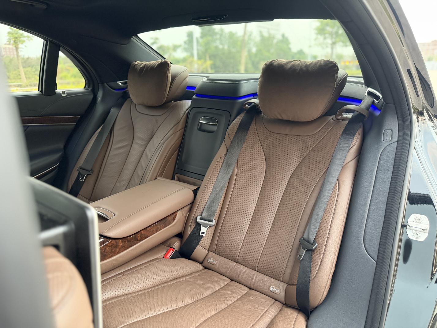 Mercedes-Benz S-Class 2016 thumb 10