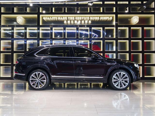 Bentley Bentayga 2021 thumb 4