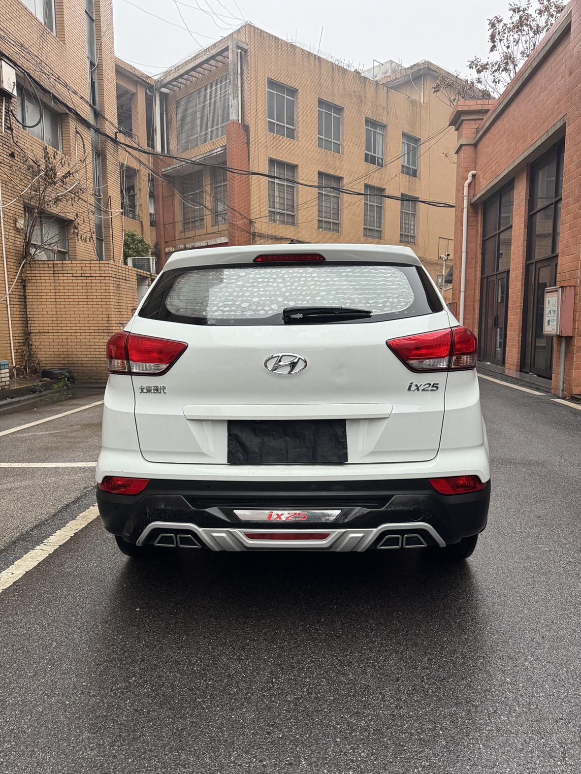 Hyundai ix25 2019 thumb 4