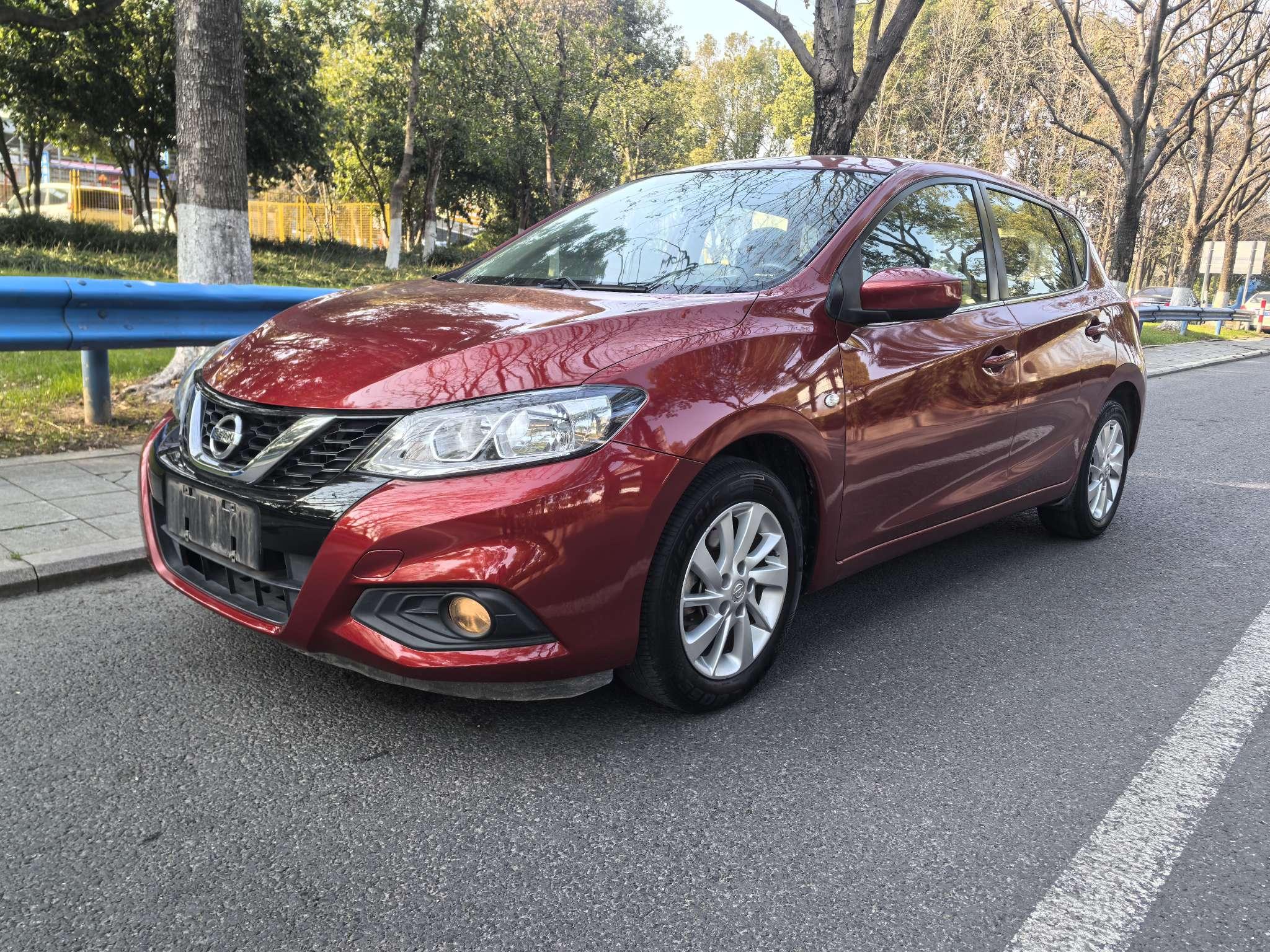 Nissan Tiida 2018 thumb 8
