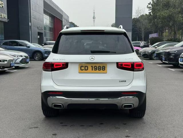 Mercedes-Benz GLB 2023 thumb 2