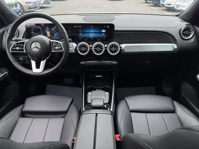 Mercedes-Benz GLB 2023 thumb 5
