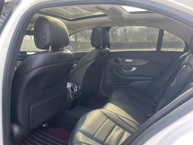 Mercedes-Benz C-Class 2019 thumb 8
