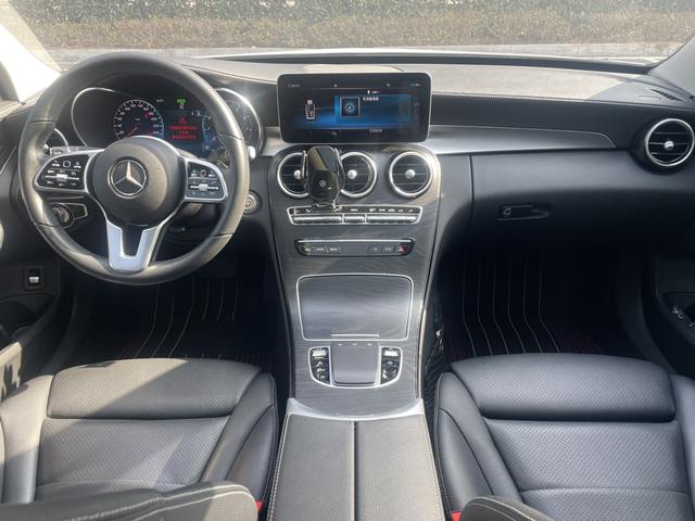 Mercedes-Benz C-Class 2019 thumb 11