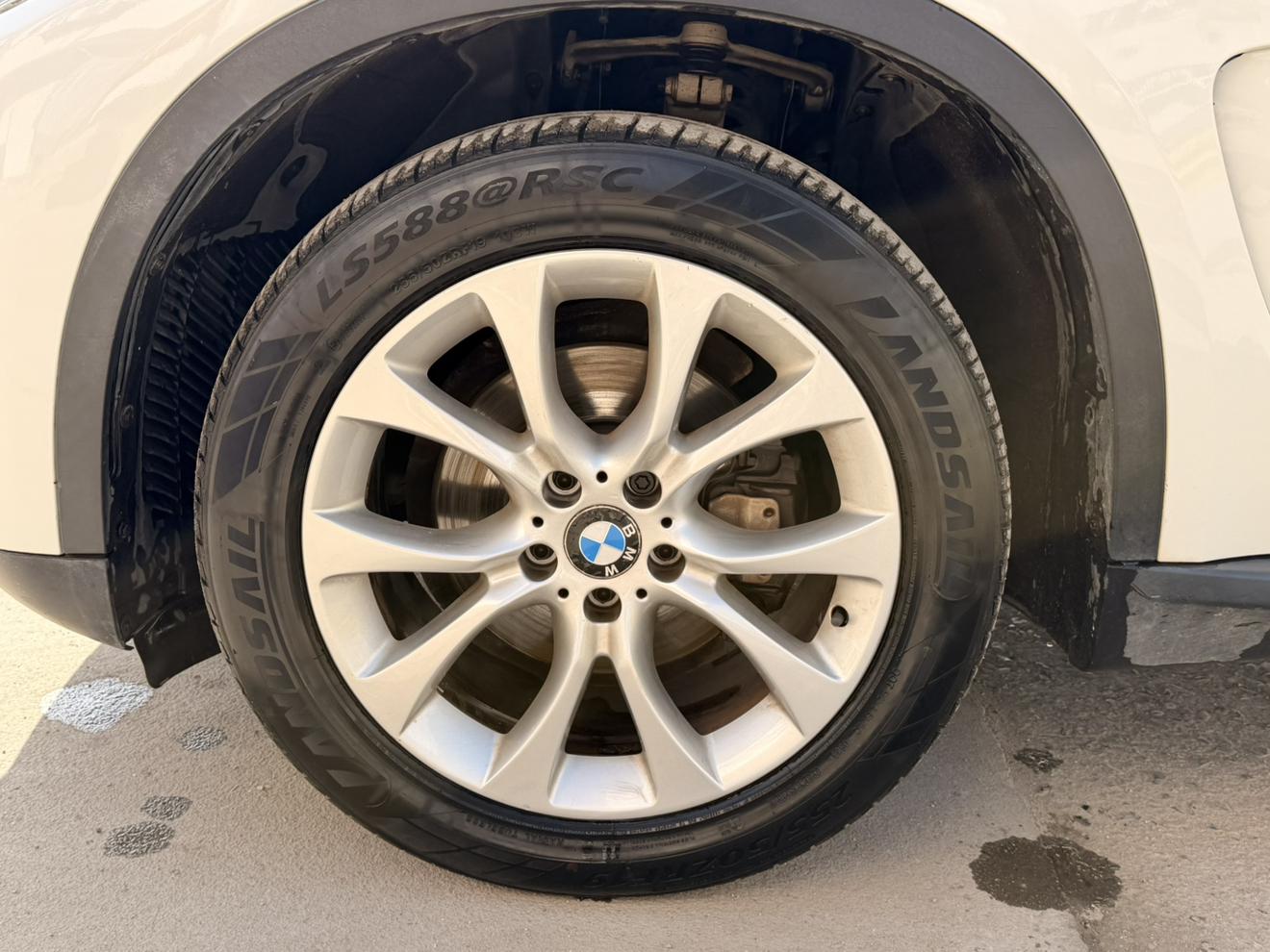 BMW X5 2014 thumb 6