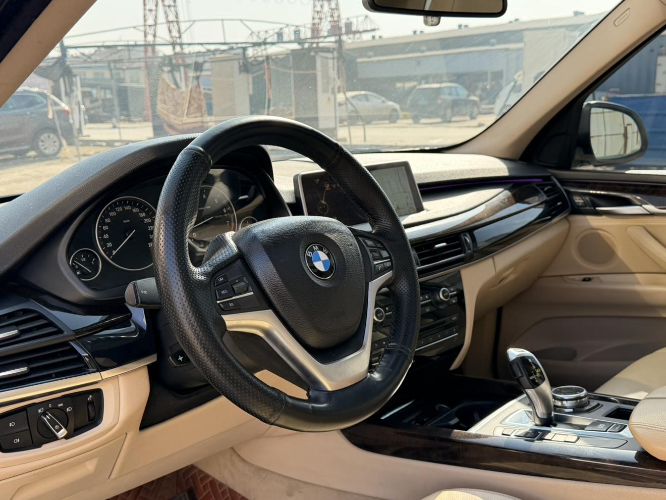 BMW X5 2014 thumb 11
