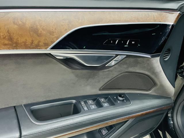 Audi A8 2021 thumb 6