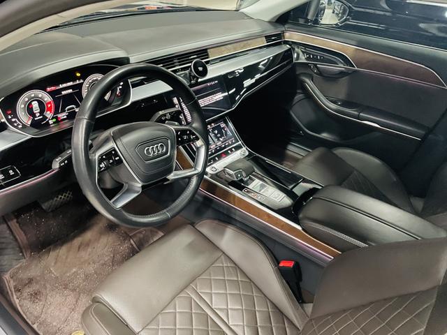 Audi A8 2021 thumb 7