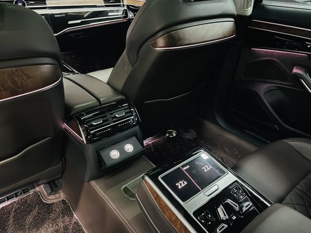 Audi A8 2021 thumb 11