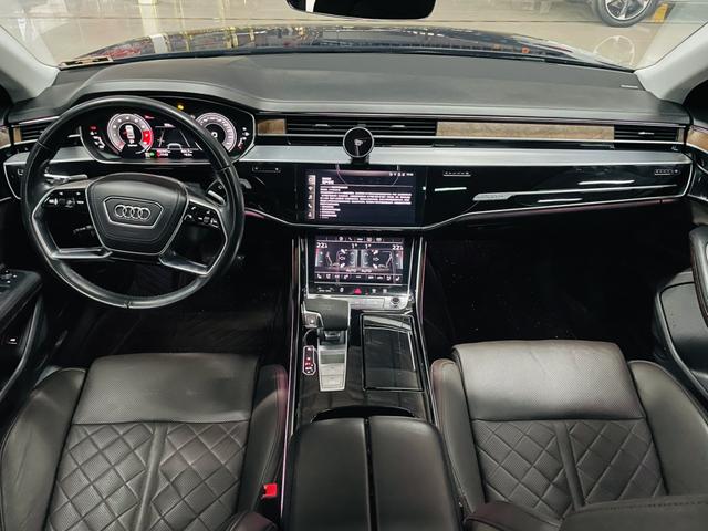 Audi A8 2021 thumb 12