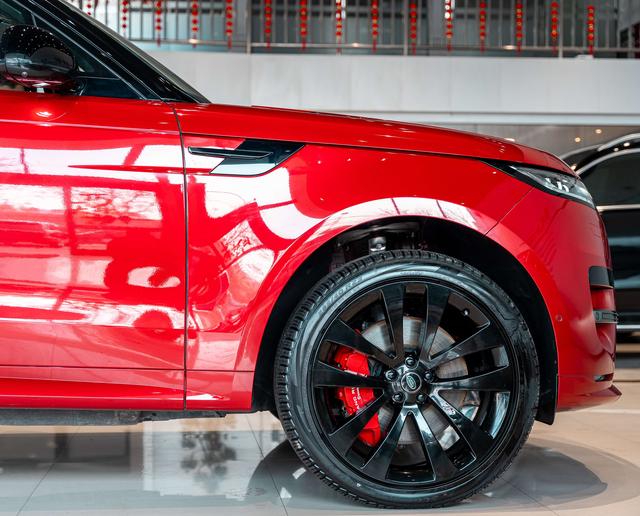 Land Rover Range Rover 2024 thumb 3