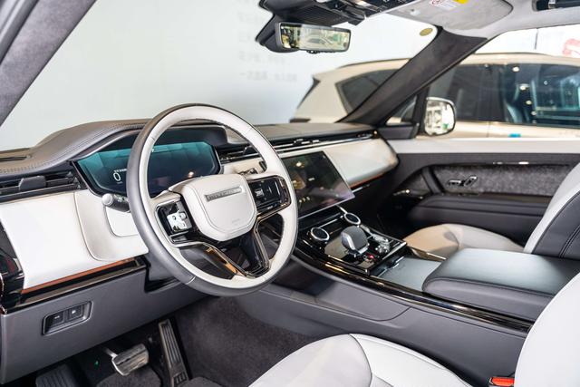 Land Rover Range Rover 2024 thumb 7