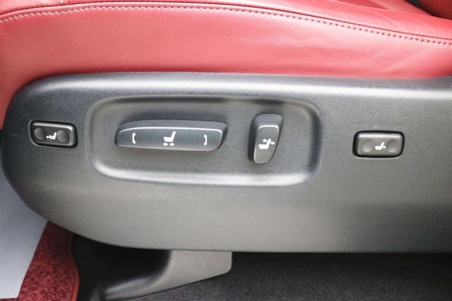 Lexus LX 2020 thumb 10