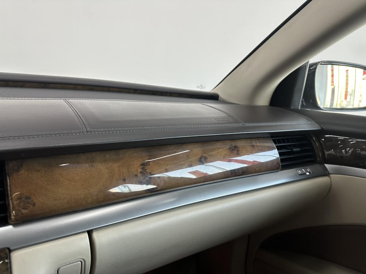 Volkswagen Phaeton 2014 thumb 4