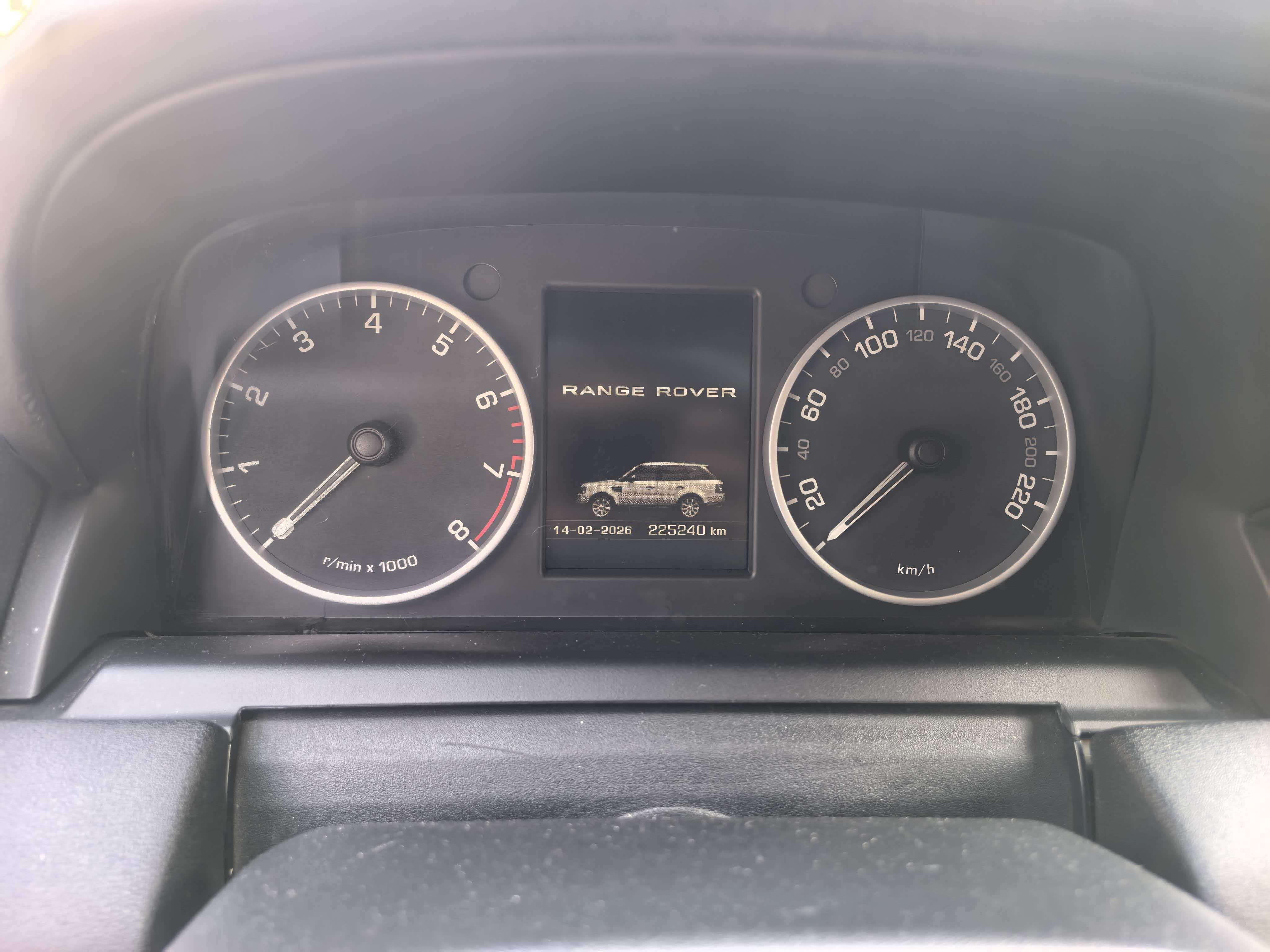 Land Rover Range Rover Sport 2012 thumb 6