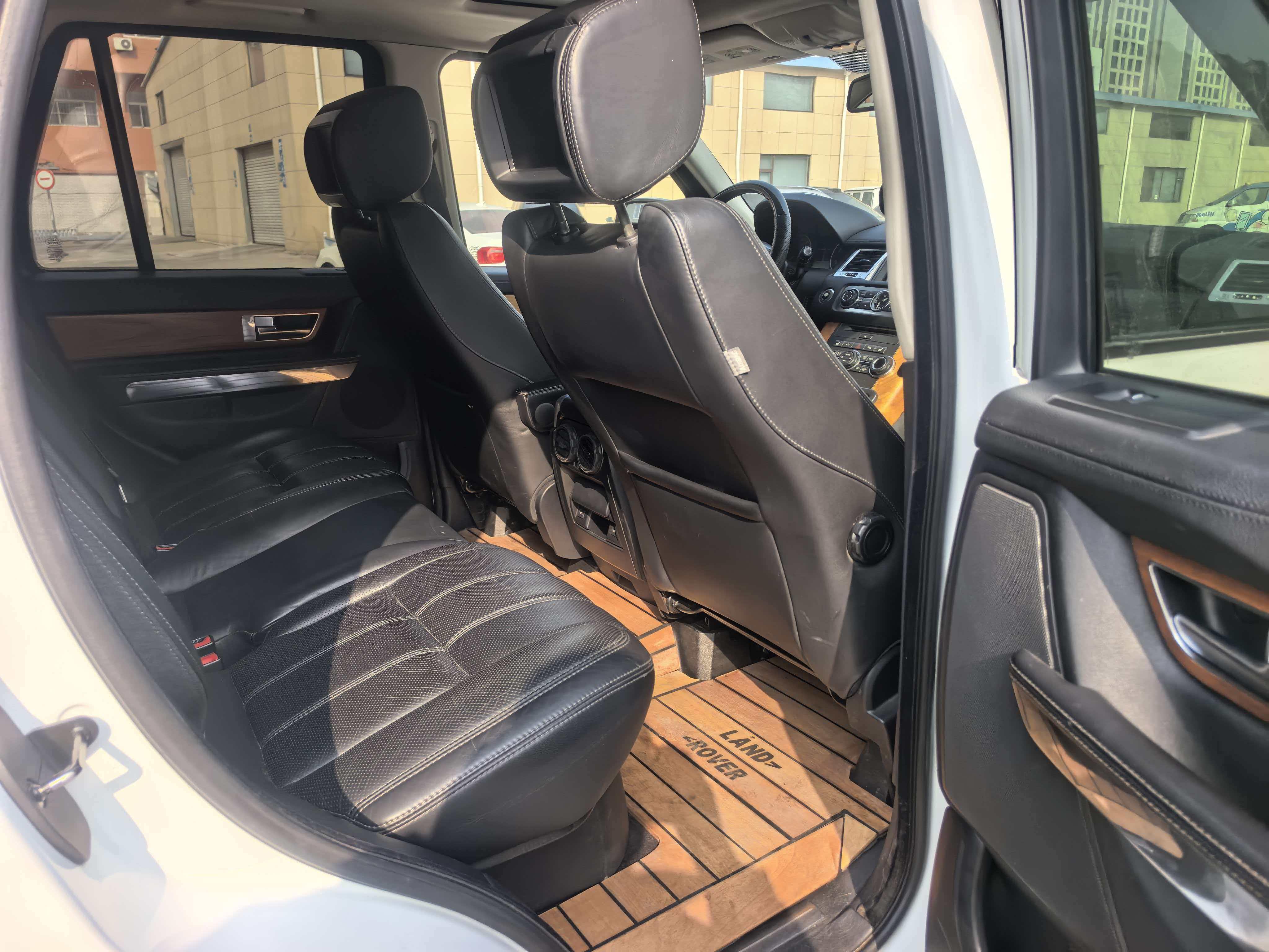 Land Rover Range Rover Sport 2012 thumb 10