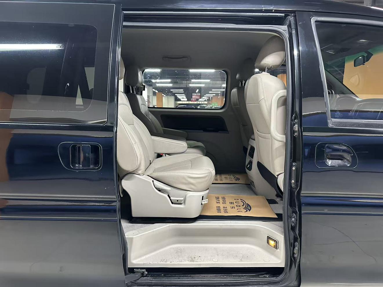 Dongfeng Fengxing Lingzhi 2019 thumb 12
