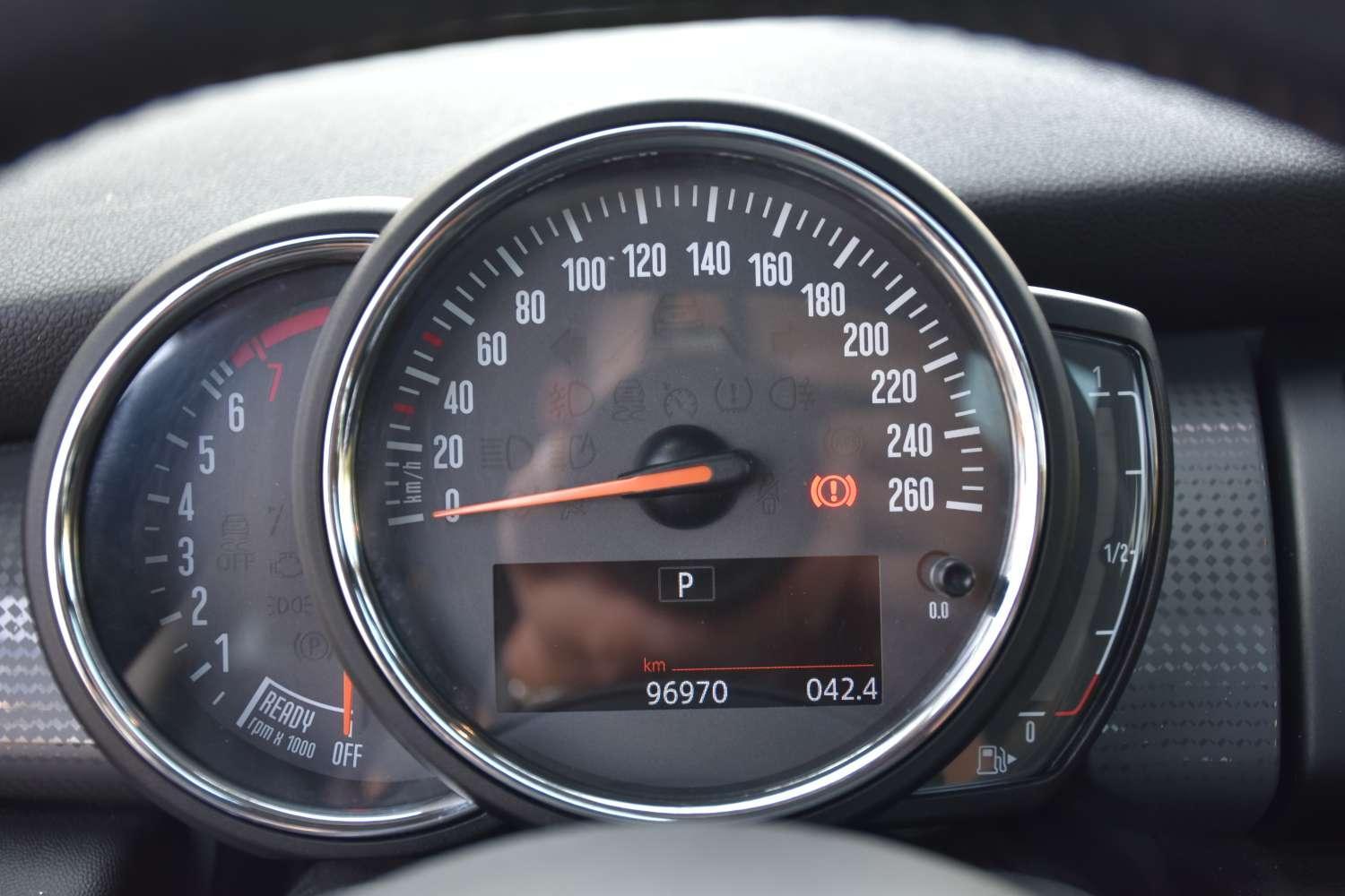 Mini Hatch 2018 thumb 10