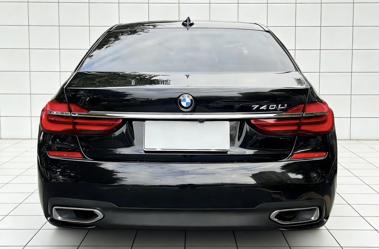 BMW 7 серии 2018 thumb 3