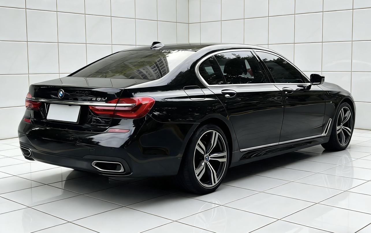 BMW 7 серии 2018 thumb 4