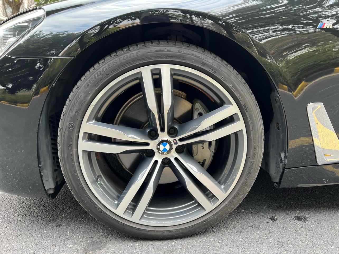 BMW 7 серии 2018 thumb 9
