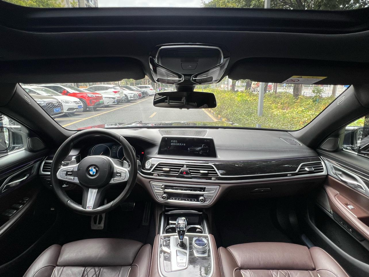 BMW 7 серии 2018 thumb 10