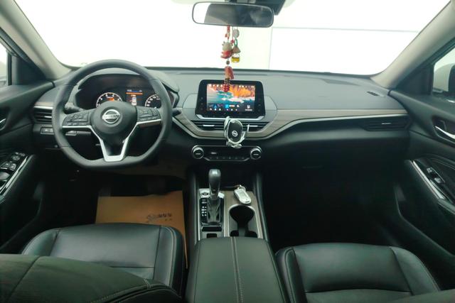 Nissan Altima 2021 thumb 11