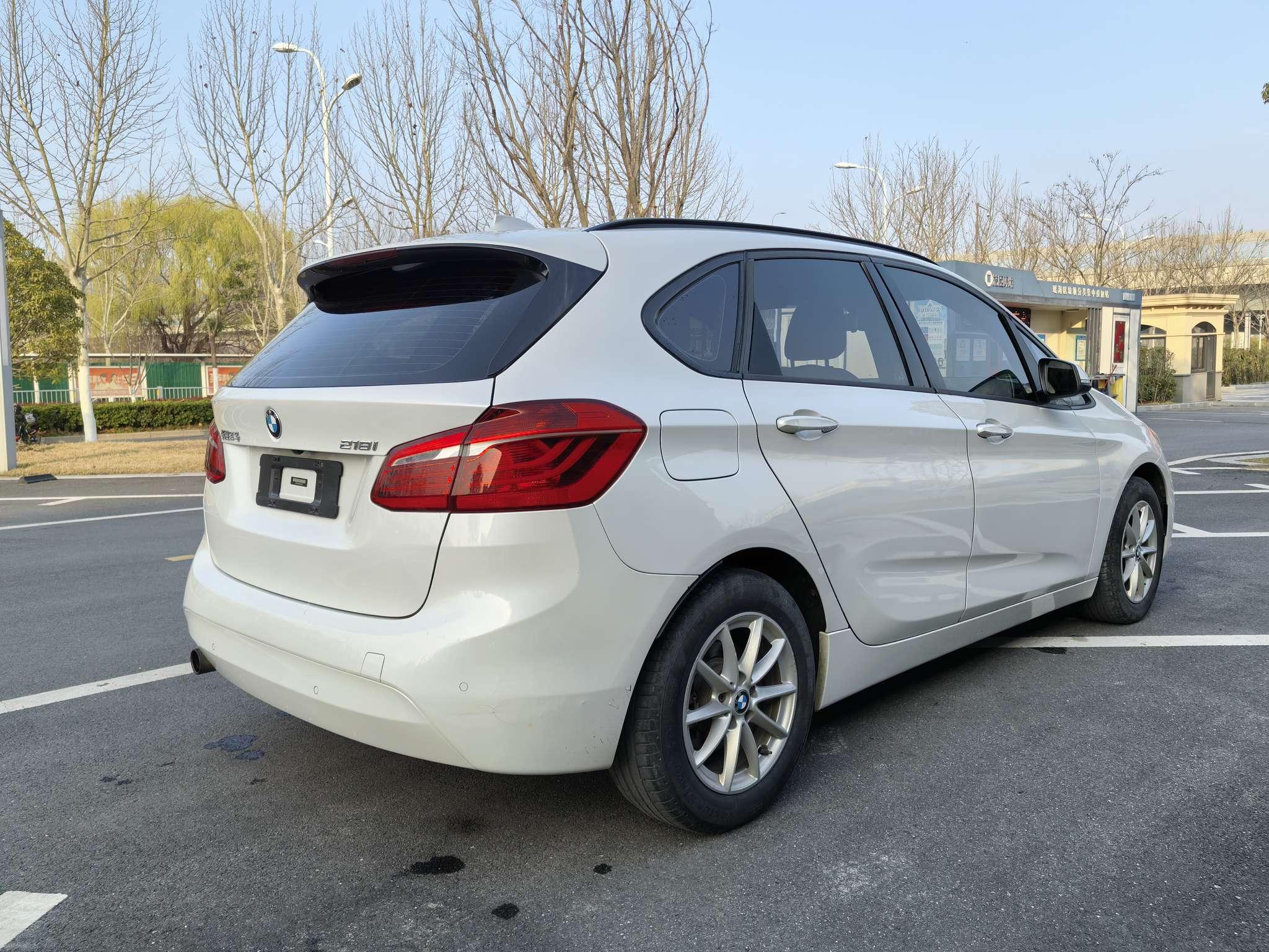 BMW 2 серии Active Tourer 2017 thumb 3