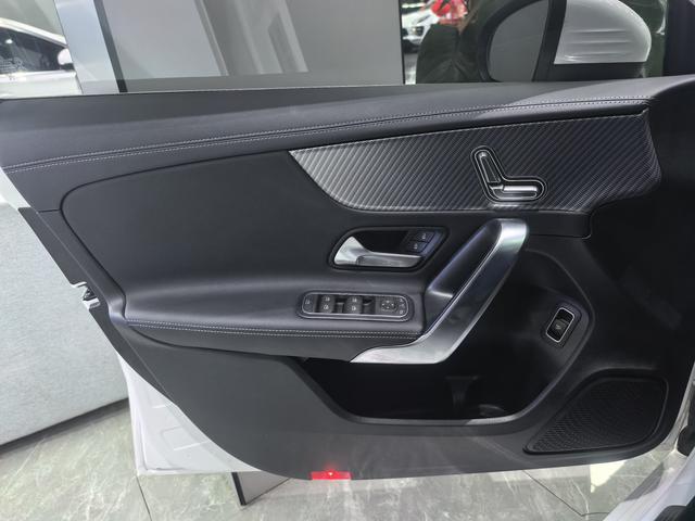 Mercedes-Benz A-Class 2023 thumb 5