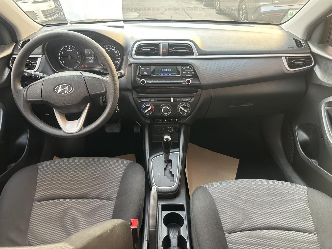 Hyundai Solaris 2019 thumb 6