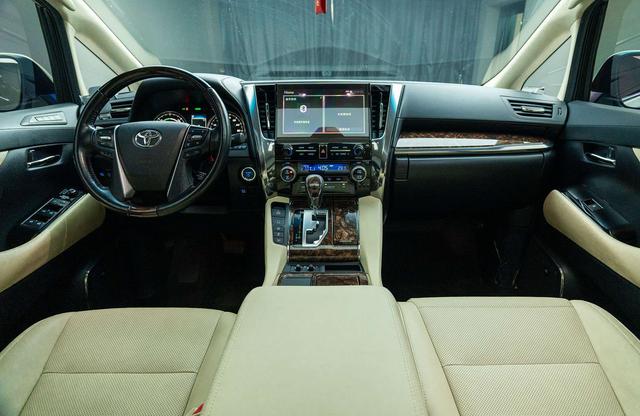 Toyota Alphard 2021 thumb 5