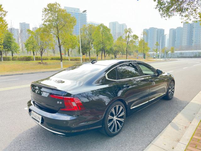 Volvo S90 2024 thumb 4