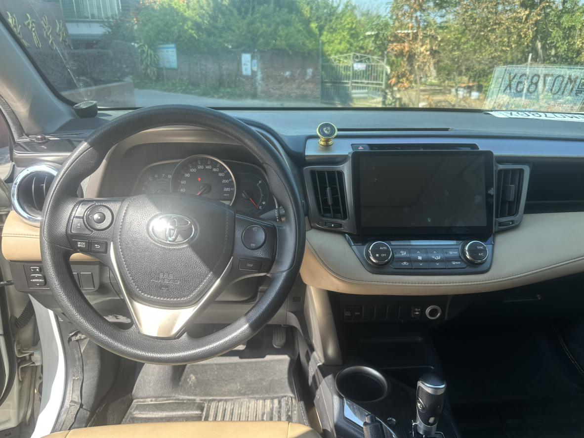 Toyota RAV4 2016 thumb 5